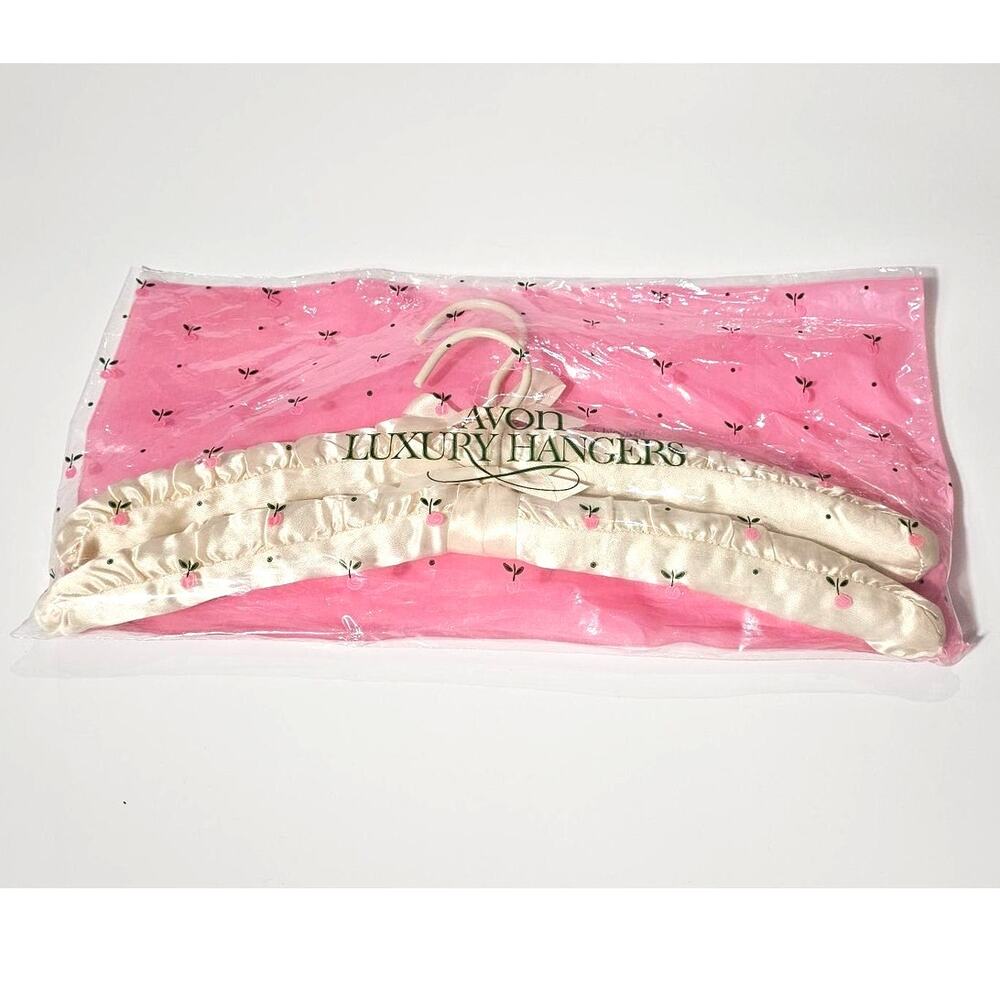 2 Avon Luxury Hangers Satin Vintage 1986